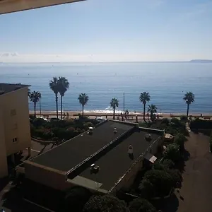 https://apartment-les-horizons-7-n18-avenue-vincent-auriol.fr-provencehotel.com