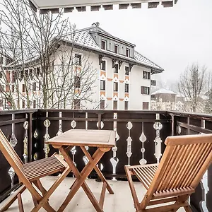 https://studio-chamonix-center.hotels-rhonealpes.com