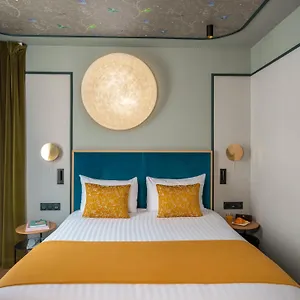 Louison Otel