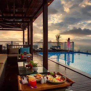 Cozy Savvy Boutique 5* Hoi An