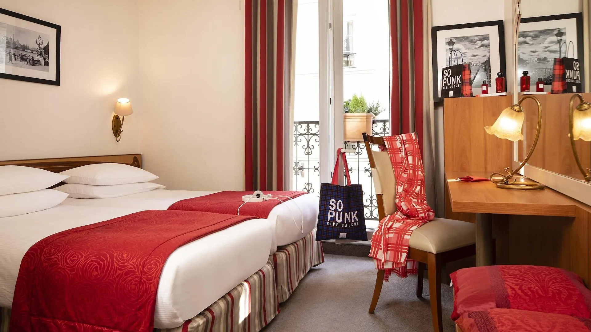 Grand Hotel Des Balcons Paris